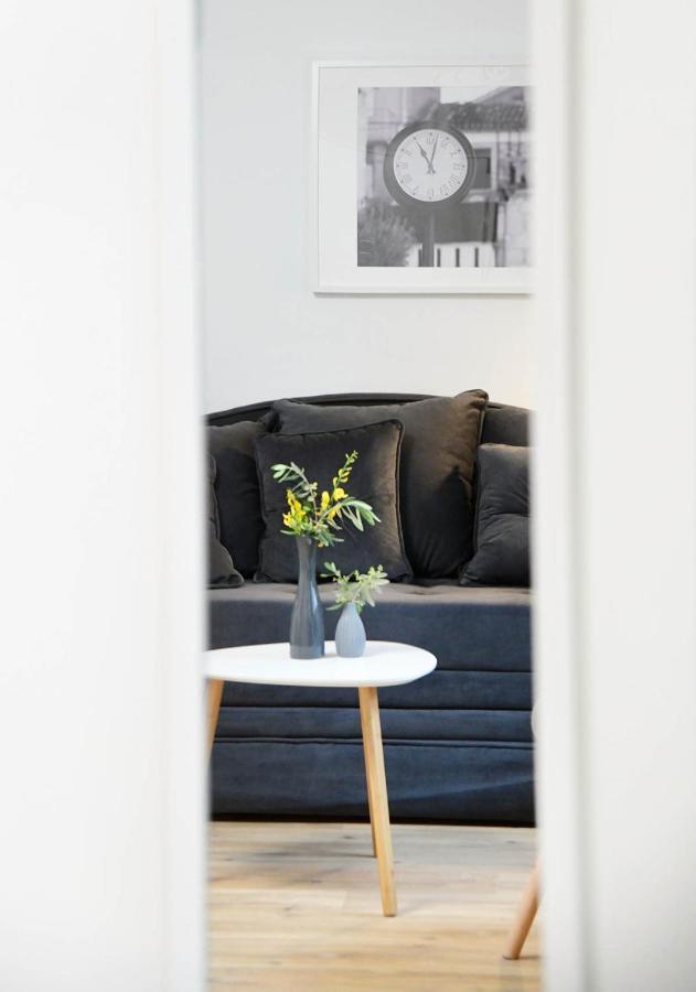 Apartment D & Studio L Dobrinj Dış mekan fotoğraf