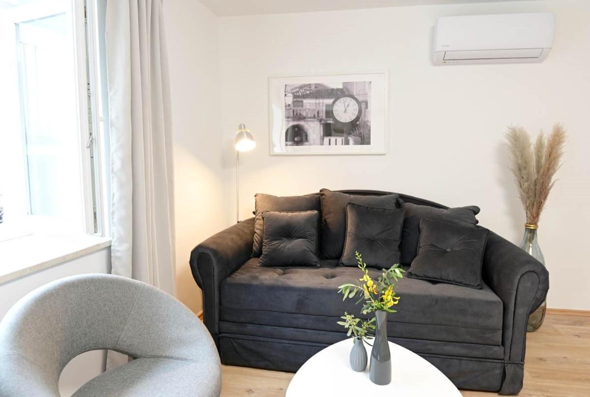 Apartment D & Studio L Dobrinj Dış mekan fotoğraf