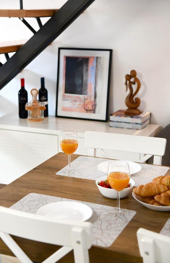 Apartment D & Studio L Dobrinj Dış mekan fotoğraf