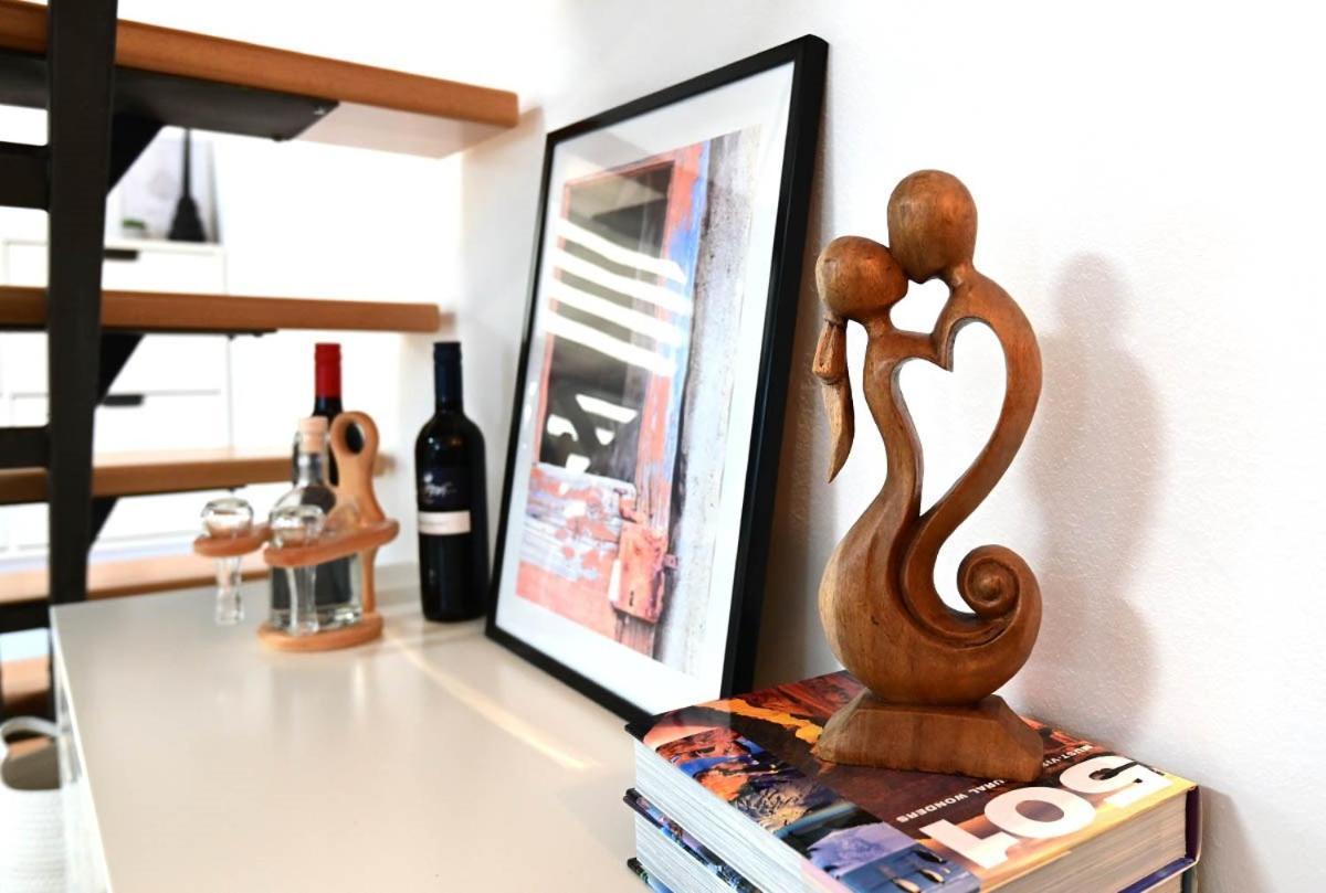 Apartment D & Studio L Dobrinj Dış mekan fotoğraf